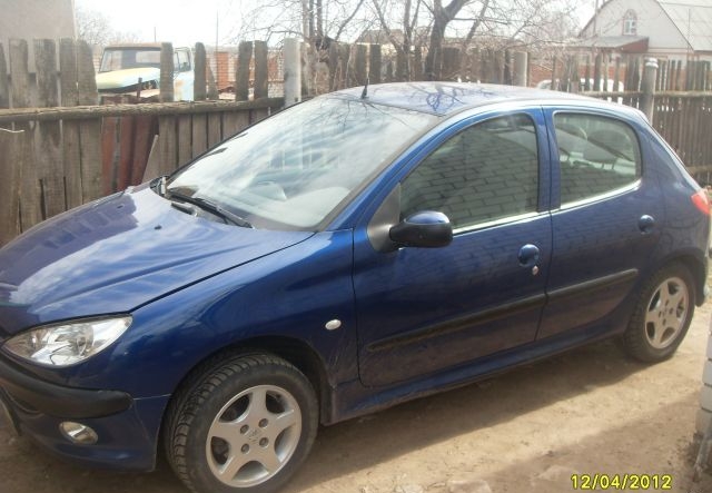 Peugeot 206 2004 Волгоградская область, Фролово