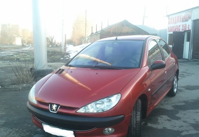 Peugeot 206 2005 Новосибирск