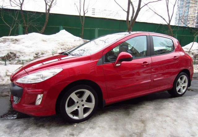 Peugeot 308 2011 Москва, м. Щелковская