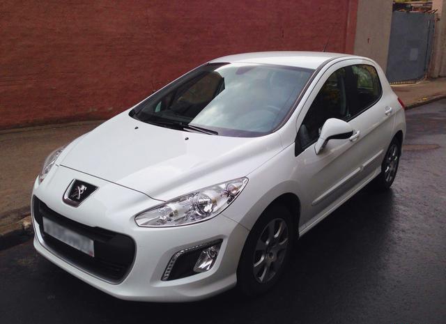 Peugeot  2012 Москва 