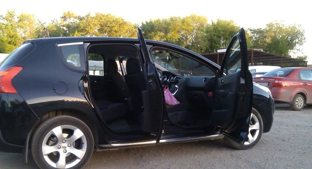 Peugeot 3008 2011 