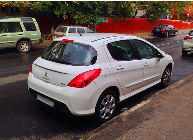 Peugeot  2012 Москва 