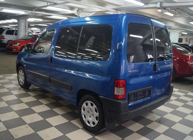 Peugeot  2007 Москва 