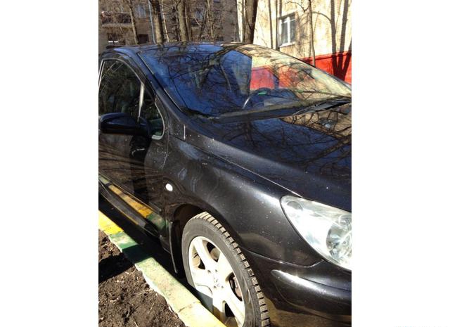 Peugeot  2003 Москва 