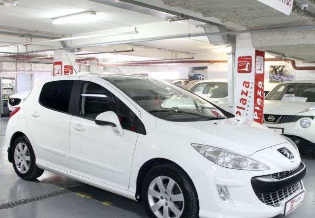 Peugeot 308 2011 