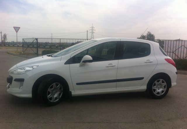 Peugeot 308 2011 