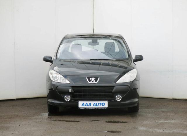 Peugeot  2007 Москва 