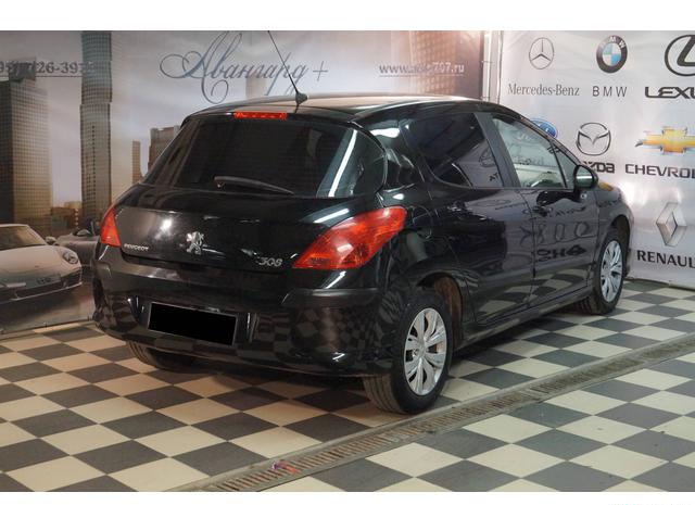 Peugeot  2010 Москва 