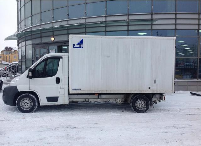 Peugeot  2012 Москва 
