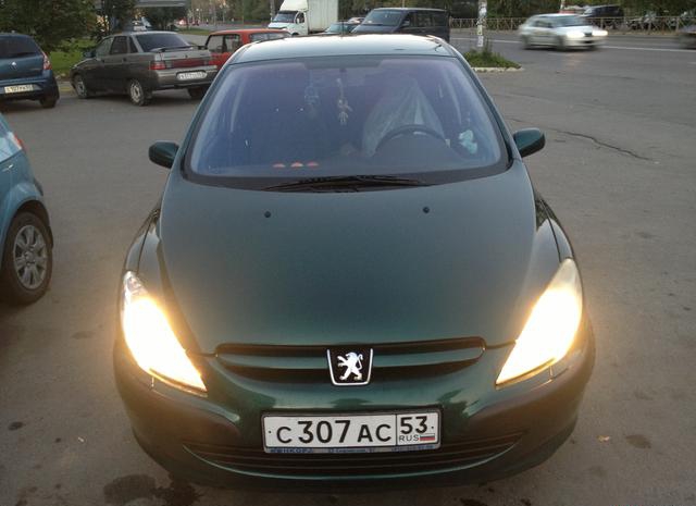 Peugeot  2003 Великий Новгород 