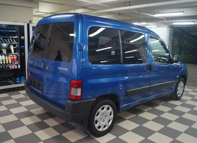 Peugeot  2007 Москва 