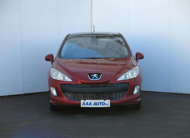 Peugeot  2010 Москва 