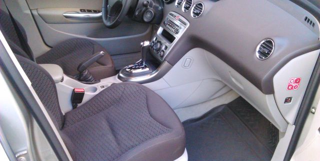 Peugeot 308 2010 Калининград, р-н Ленинградский