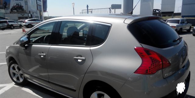 Peugeot 3008 2011 