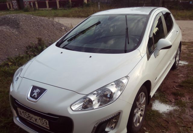 Peugeot 308 2011 