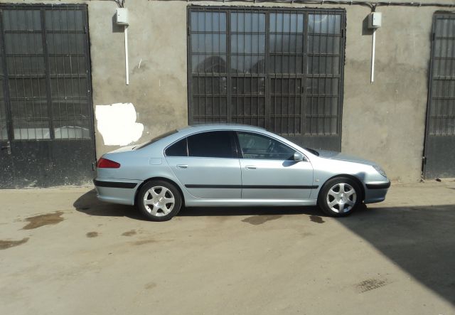 Peugeot 607 2001 