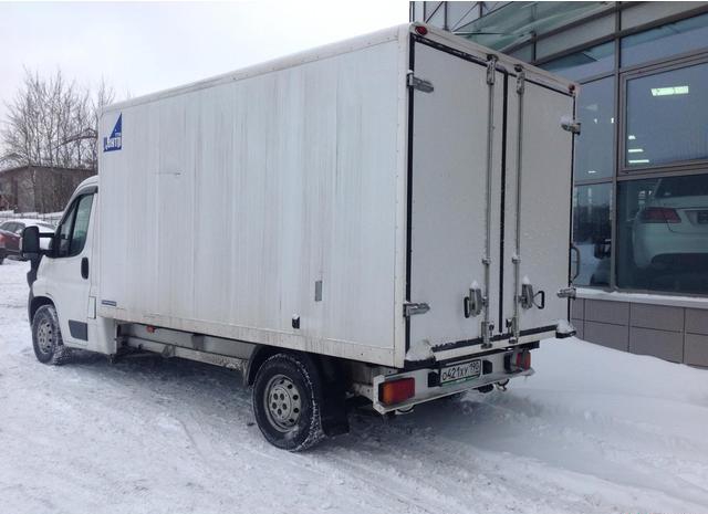 Peugeot  2012 Москва 