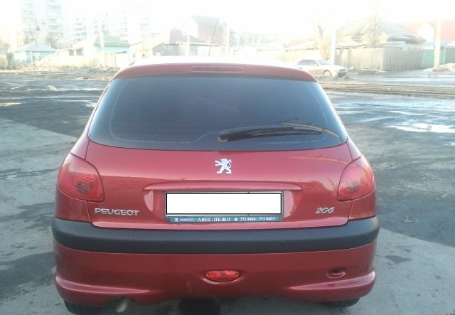 Peugeot 206 2005 Новосибирск