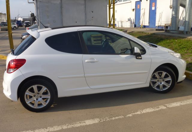 Peugeot 207 2009 Ульяновск