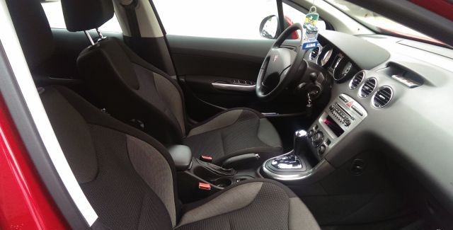 Peugeot 308 2011 Москва