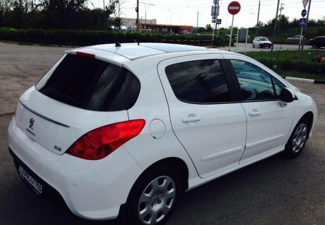 Peugeot 308 2011 