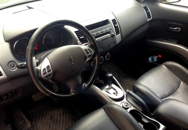 Peugeot 4007 2011 