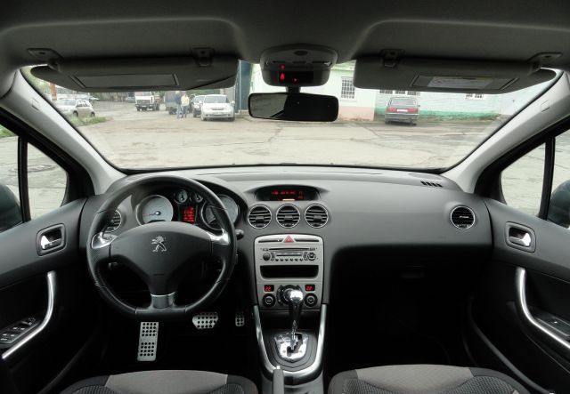 Peugeot 308 2011 