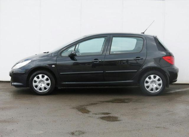 Peugeot  2007 Москва 