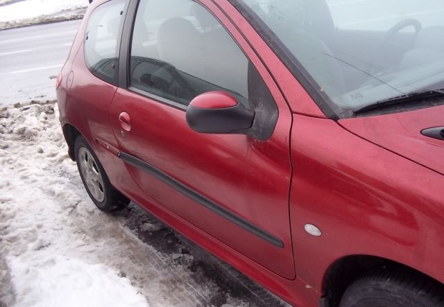 Peugeot 206 2003 Москва, м. Юго-Западная