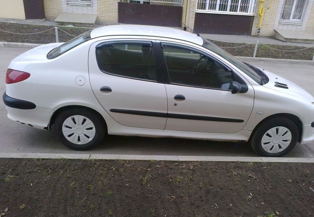 Peugeot 206 2009 Ростовская область, Батайск
