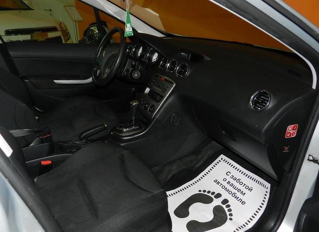Peugeot  2009 Москва 