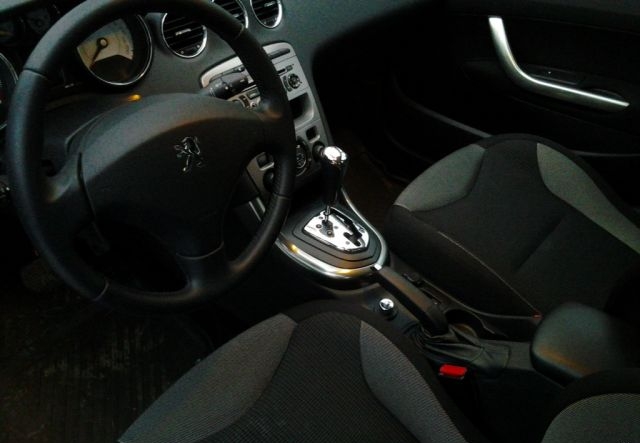 Peugeot 308 2010 Санкт-Петербург, м. Бухарестская
