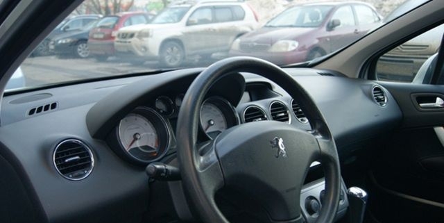 Peugeot 308 2010 Москва