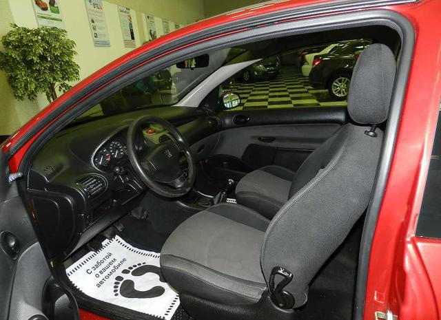 Peugeot  2007 Москва 