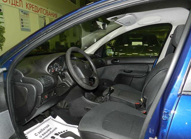 Peugeot  2008 Москва 