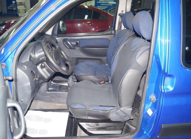 Peugeot  2007 Москва 