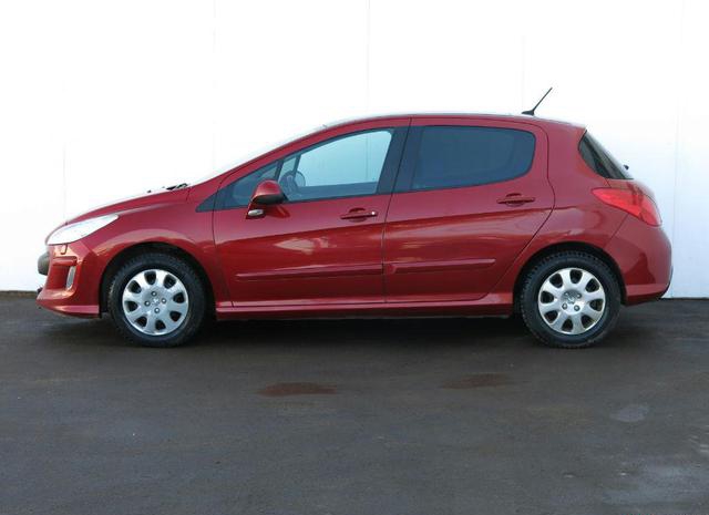 Peugeot  2010 Москва 