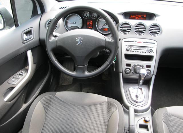 Peugeot  2009 Москва 