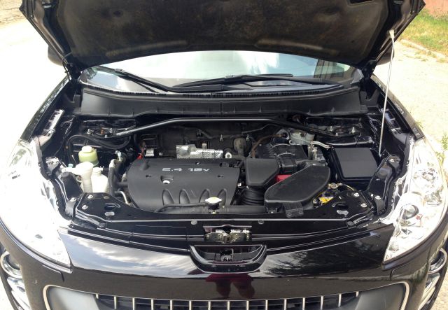 Peugeot 4007 2011 