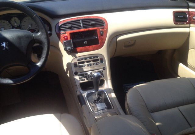 Peugeot 607 2006 