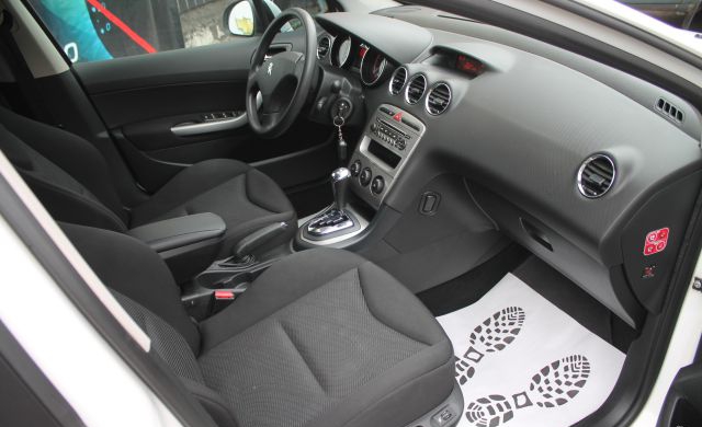 Peugeot 308 2011 