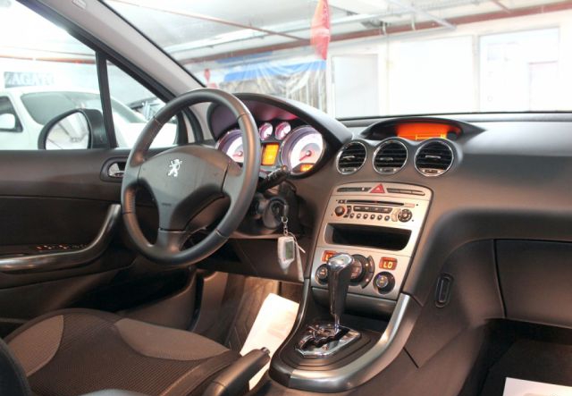 Peugeot 308 2011 