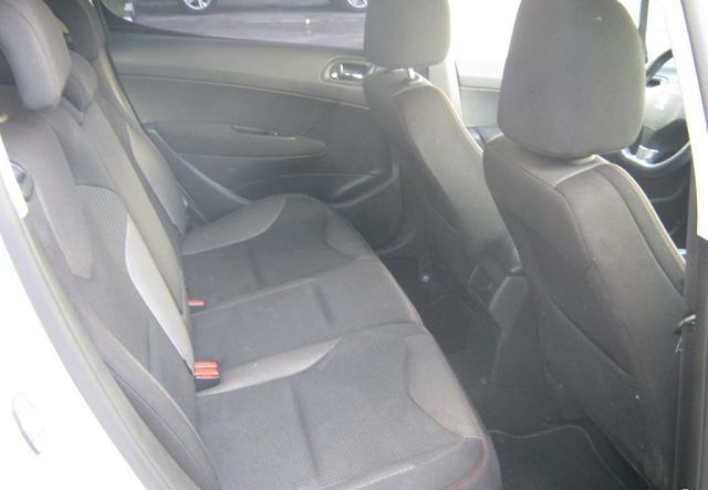 Peugeot 308 2011 